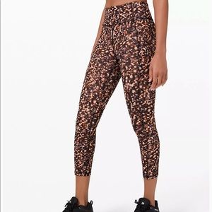 lululemon Invigorate HR Tight (25”)